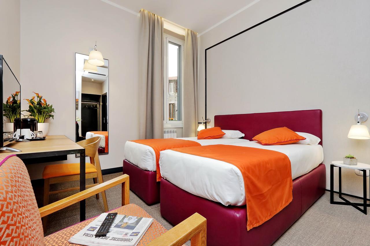 Colonna 32 Hotel โรม ภายนอก รูปภาพ